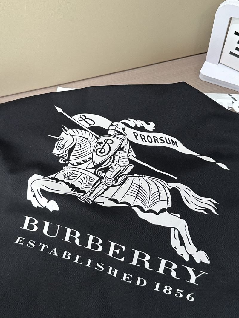 Burberry T-Shirts